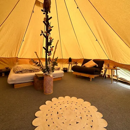 Luksustelt Glamping On Idyllic Lake, Paddle Boards & Rowboat